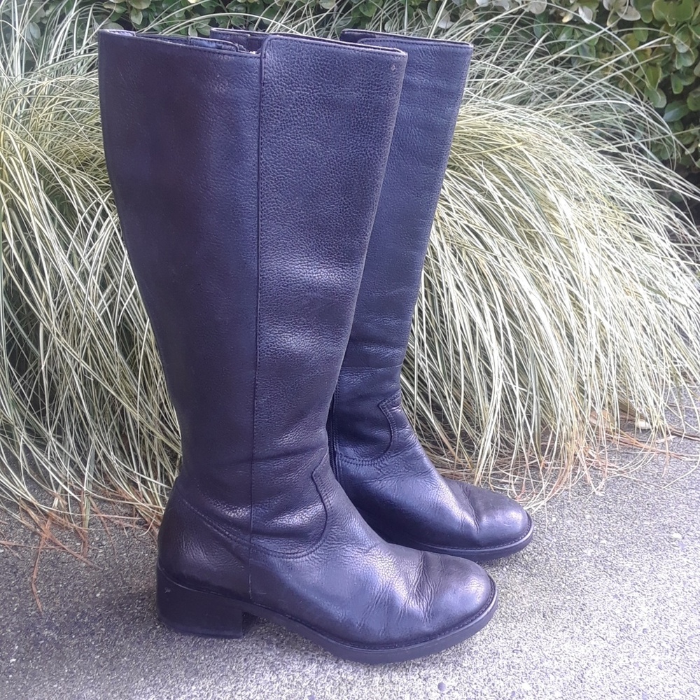 Rockport leather knee high boots sz 9M